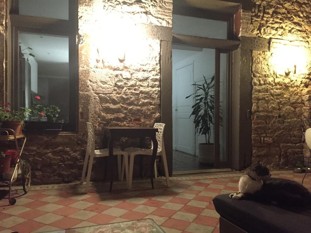 B&B Le Chat Qui Dort Montricoux Exterior foto